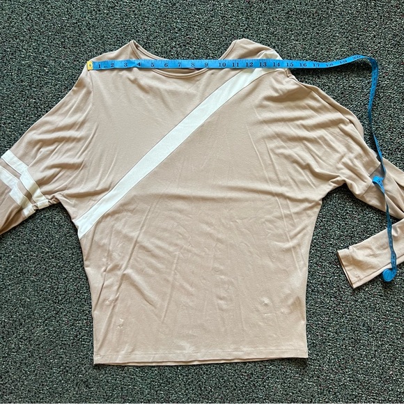 Tan & White Stripe Bag Wing Statement Sleeve Long-Sleeve Modest T-Shirt Top Sz S - Picture 15 of 16